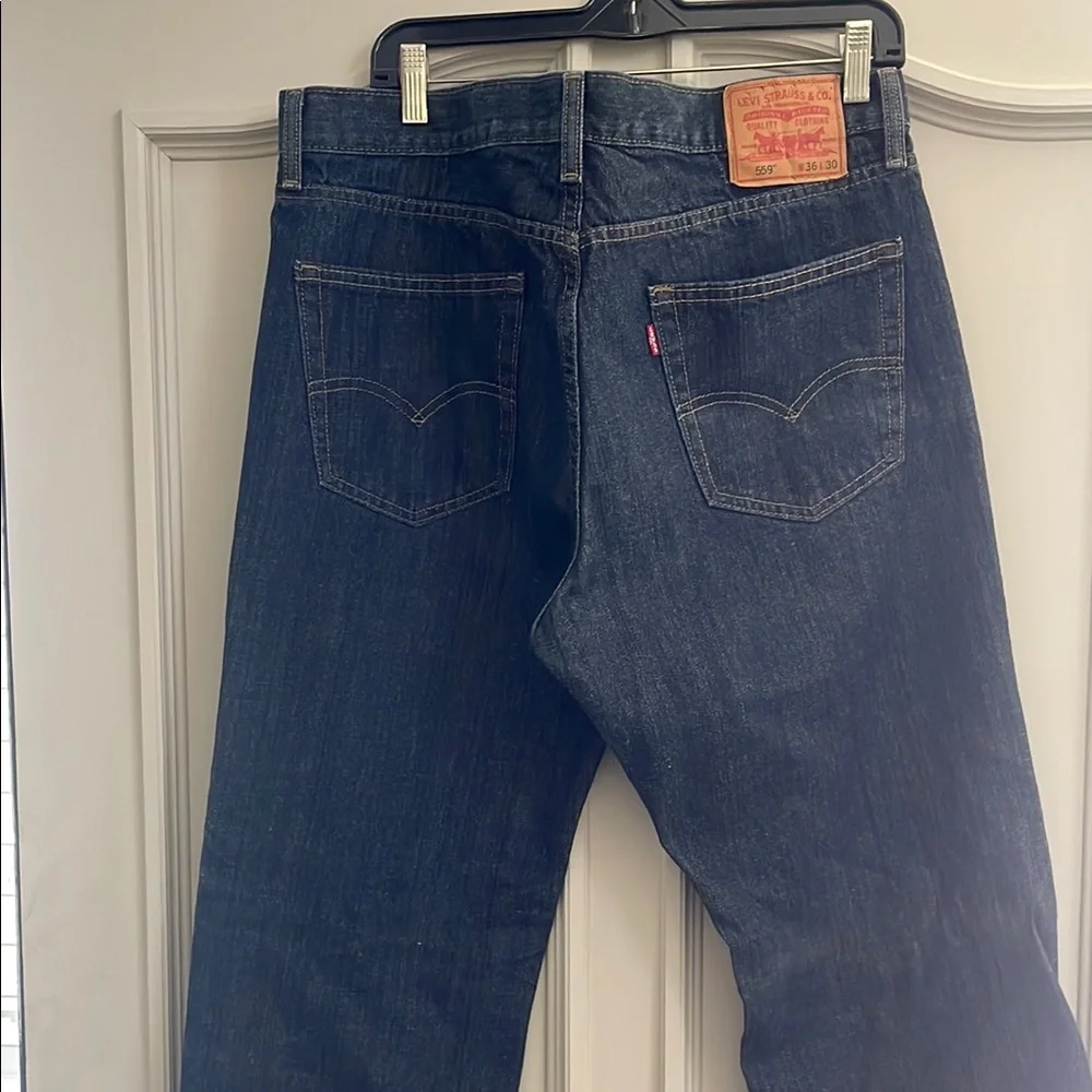 Levi's Blue Relaxed Fit Jeans Classic Comfort - Picture 1 of 3